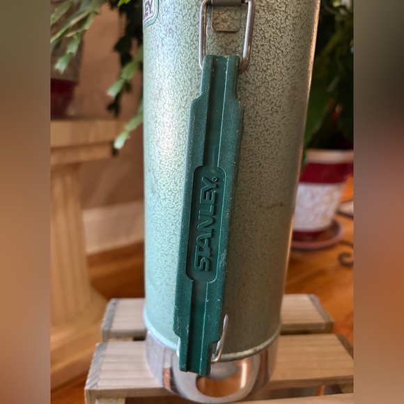 Stanley Vintage Aladdin Green Vacuum Bottle Thermos 1 Quart - Picture 6 of 7
